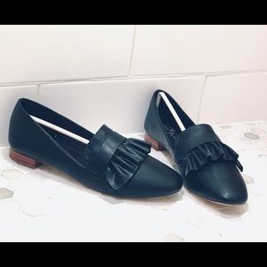 Market & Spruce Karisa Ruffle Loafers